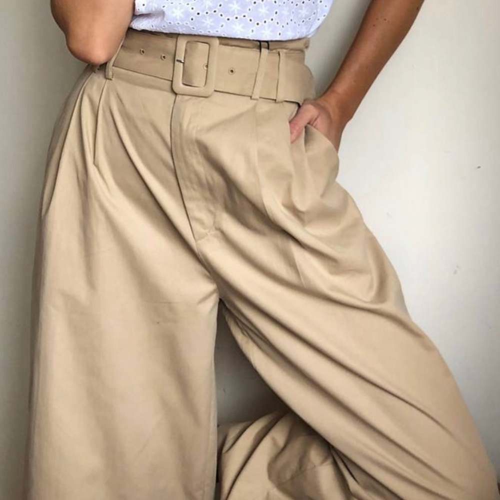NWT Wide Leg Crop Pant